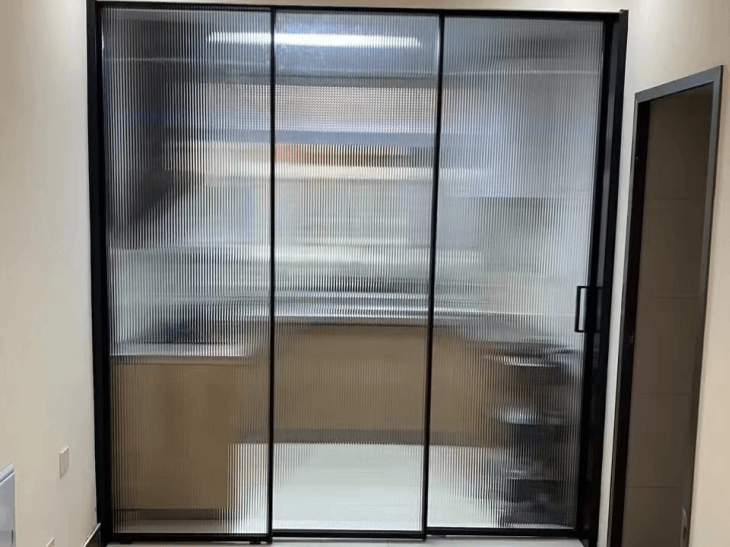 厨房铝合金玻璃推拉门安装方法你知道吗？