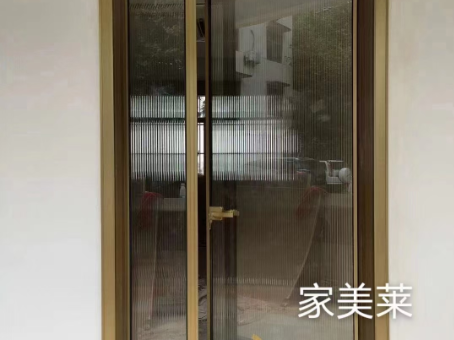 家美莱的钛镁合金极窄平开门走进珠江新城